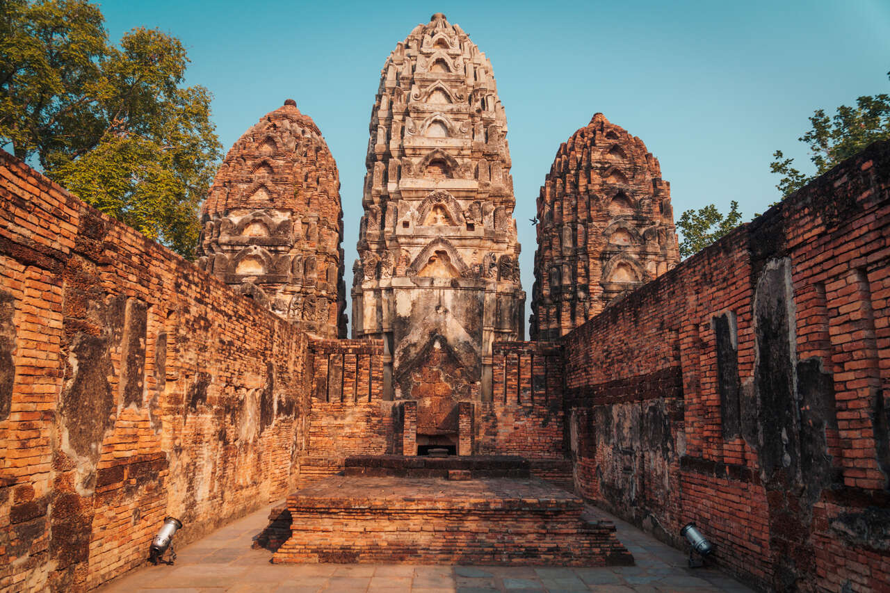Start your historical journey with Sukhothai’s serene glow
